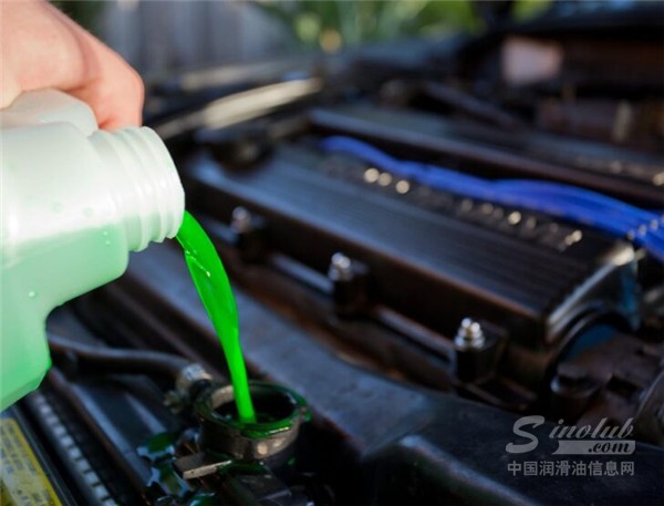 New-ASTM-standard-enhances-engine-coolant-analysis-729x556.jpg