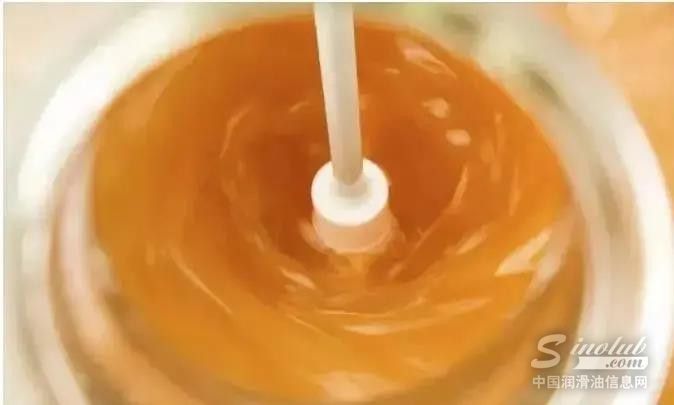 關于潤滑油氣泡的那些事