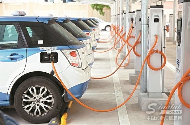 業界人士談電動車：污染不可控，甚至比燃油