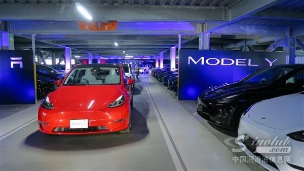 5年時間單車成本直降33萬，特斯拉降價的秘
