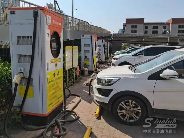 新能源汽車也“怕冷”，續航里程面臨過冬考